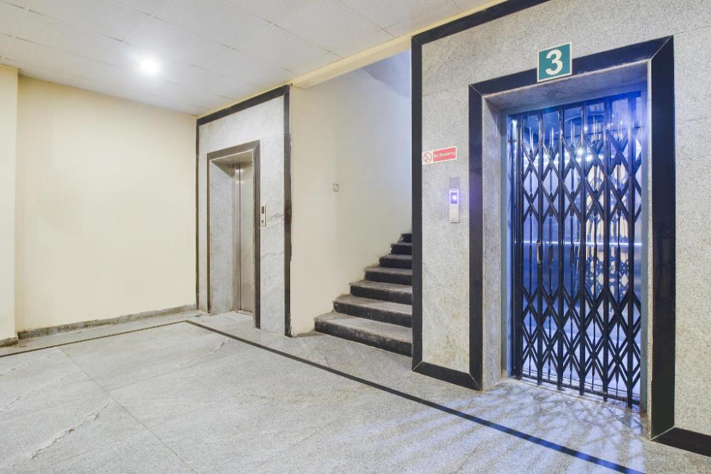 hotel o anuguna tulasi grand near jntu university hyderabad