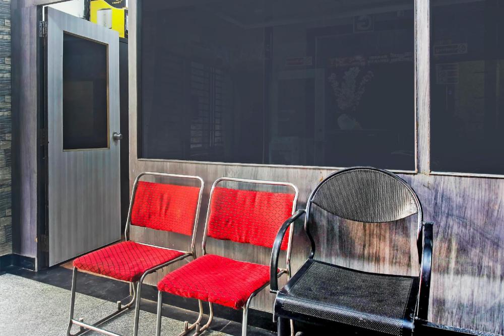 hotel o anuguna tulasi grand near jntu university hyderabad