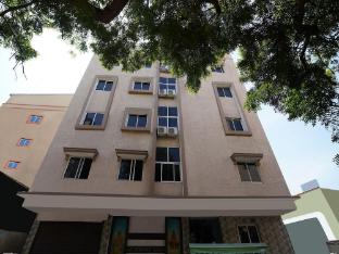 hotel o anuguna tulasi grand near jntu university hyderabad