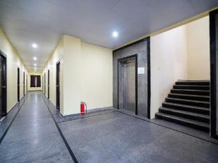 hotel o anuguna tulasi grand near jntu university hyderabad