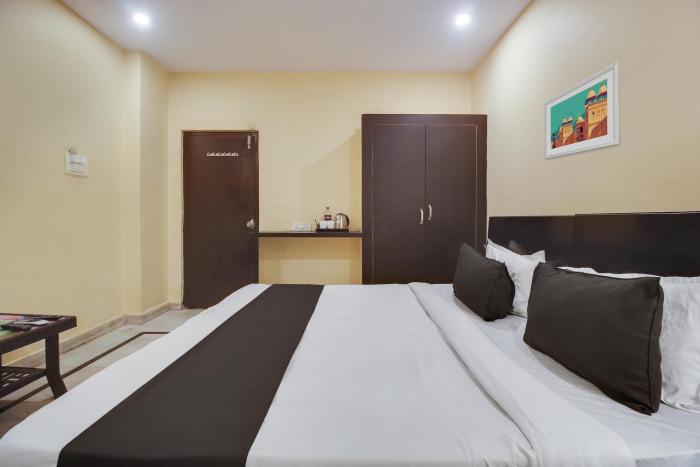 hotel o anuguna tulasi grand near jntu university hyderabad