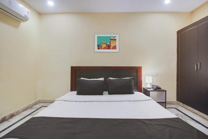 hotel o anuguna tulasi grand near jntu university hyderabad