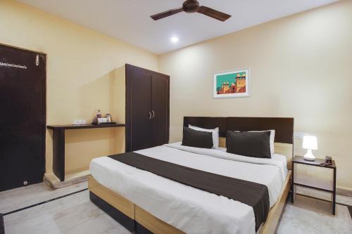 hotel o anuguna tulasi grand near jntu university hyderabad