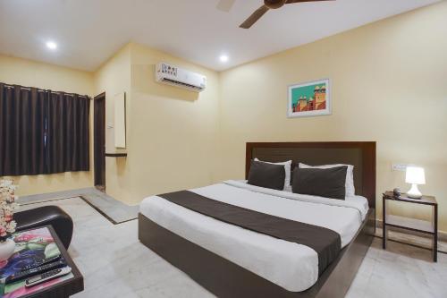 hotel o anuguna tulasi grand near jntu university hyderabad