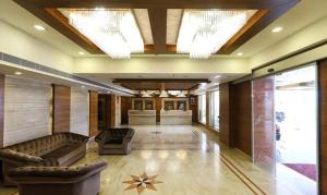 super townhouse oak alandur near chennai airport formerly vijay park