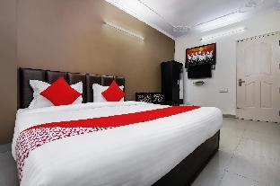 Collection O Ramji 7 Grand Near Tdi Mall,New Delhi>>Delhi,3 star