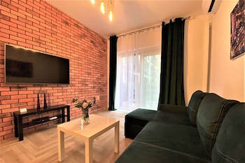 erapartments mennica residence