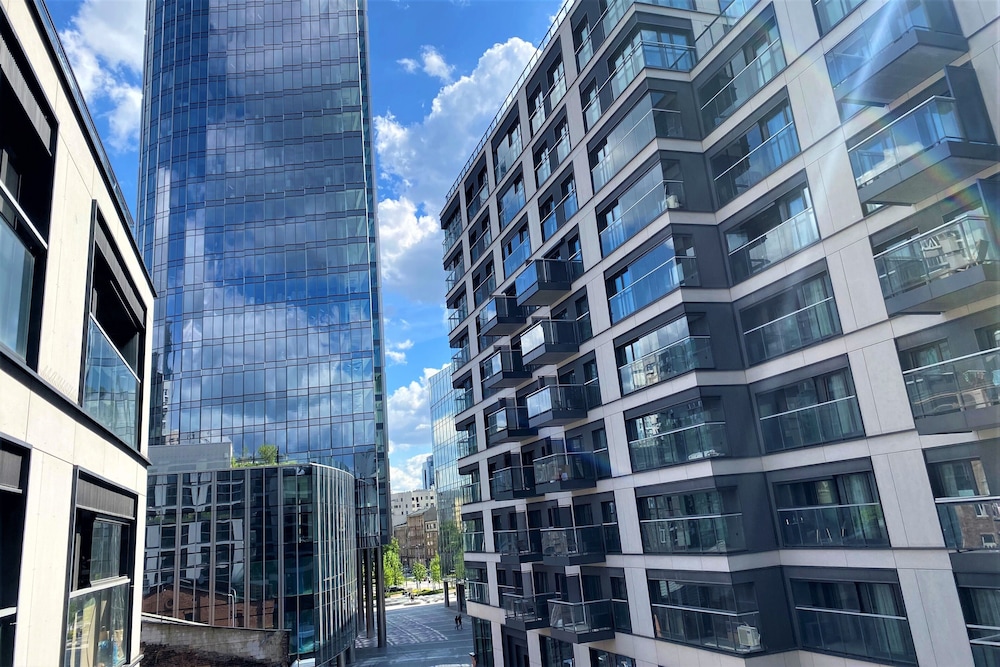 erapartments mennica residence