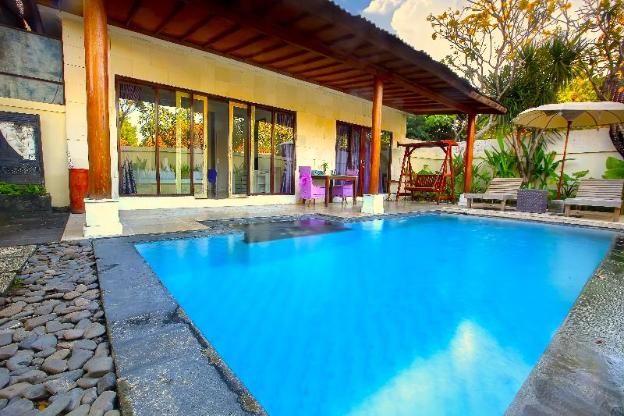 private pool villas in kuta