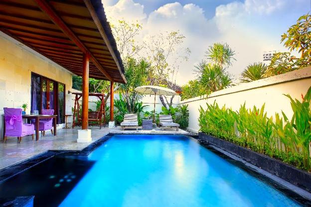 private pool villas in kuta