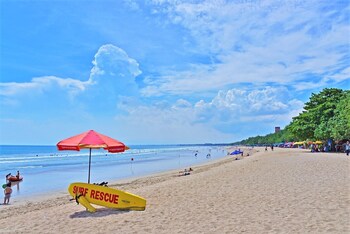 private pool villas in kuta