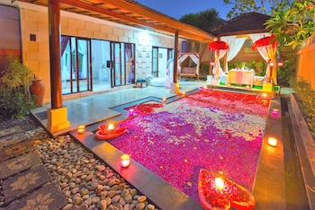 private pool villas in kuta