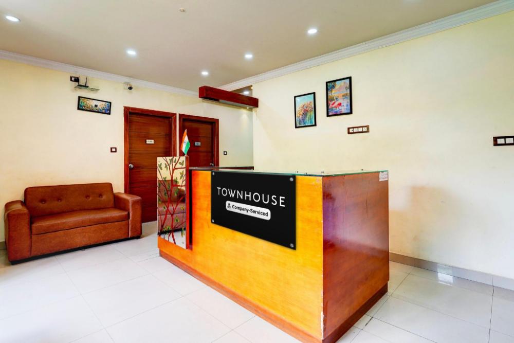 super townhouse mg road near commercial street