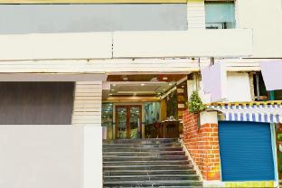 super townhouse mg road near commercial street