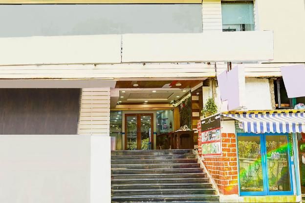 super townhouse mg road near commercial street