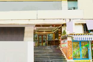 super townhouse mg road near commercial street