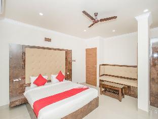super townhouse mg road near commercial street