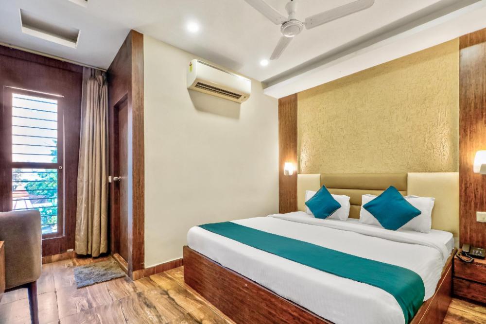 hotel o park circus near birla mandir
