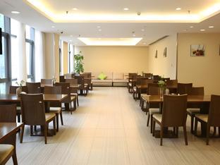 metropolo hotel wuhan jingkai wanda sports center metro station