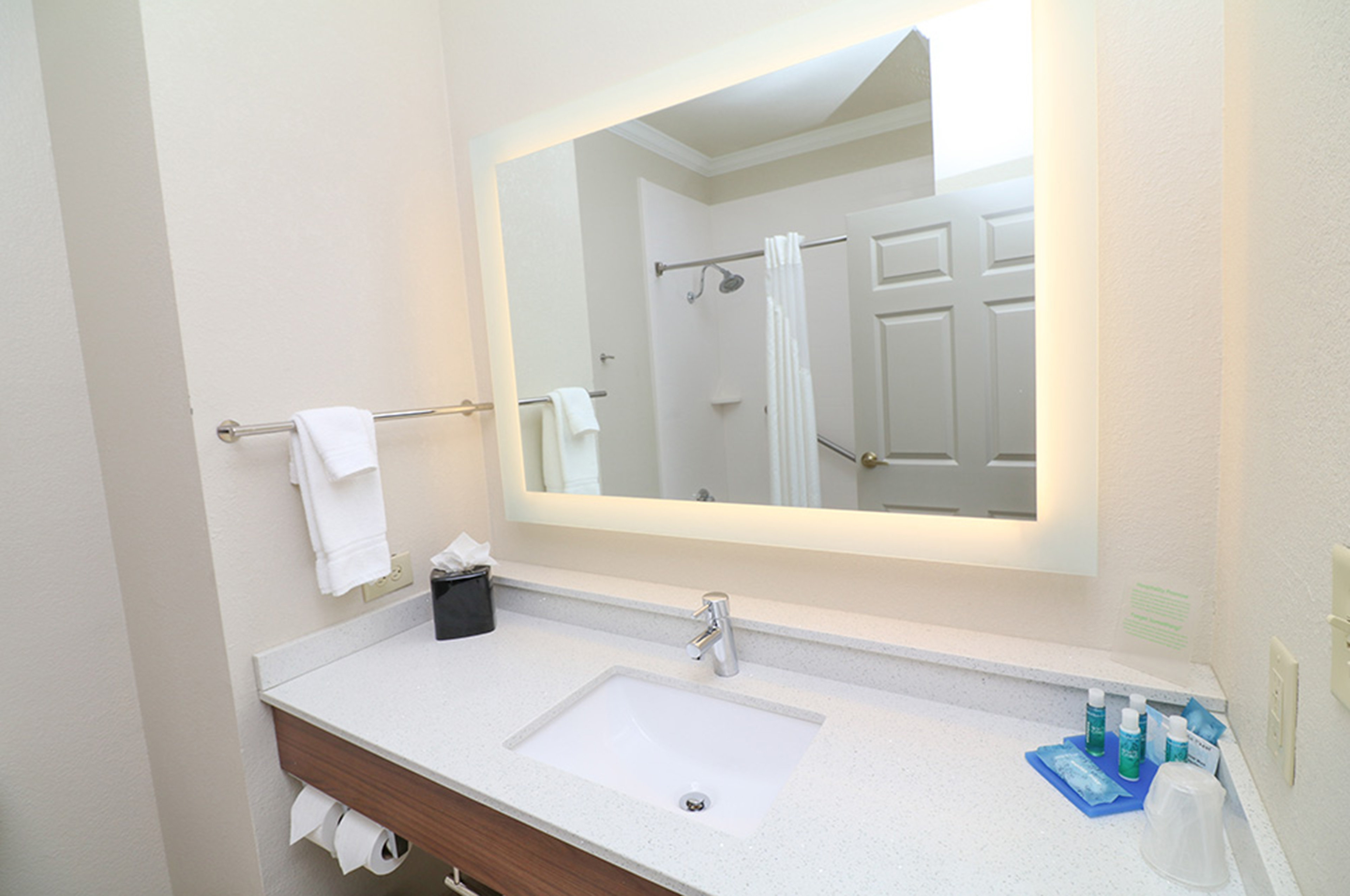 holiday inn express hotel and suites greenville by ihg