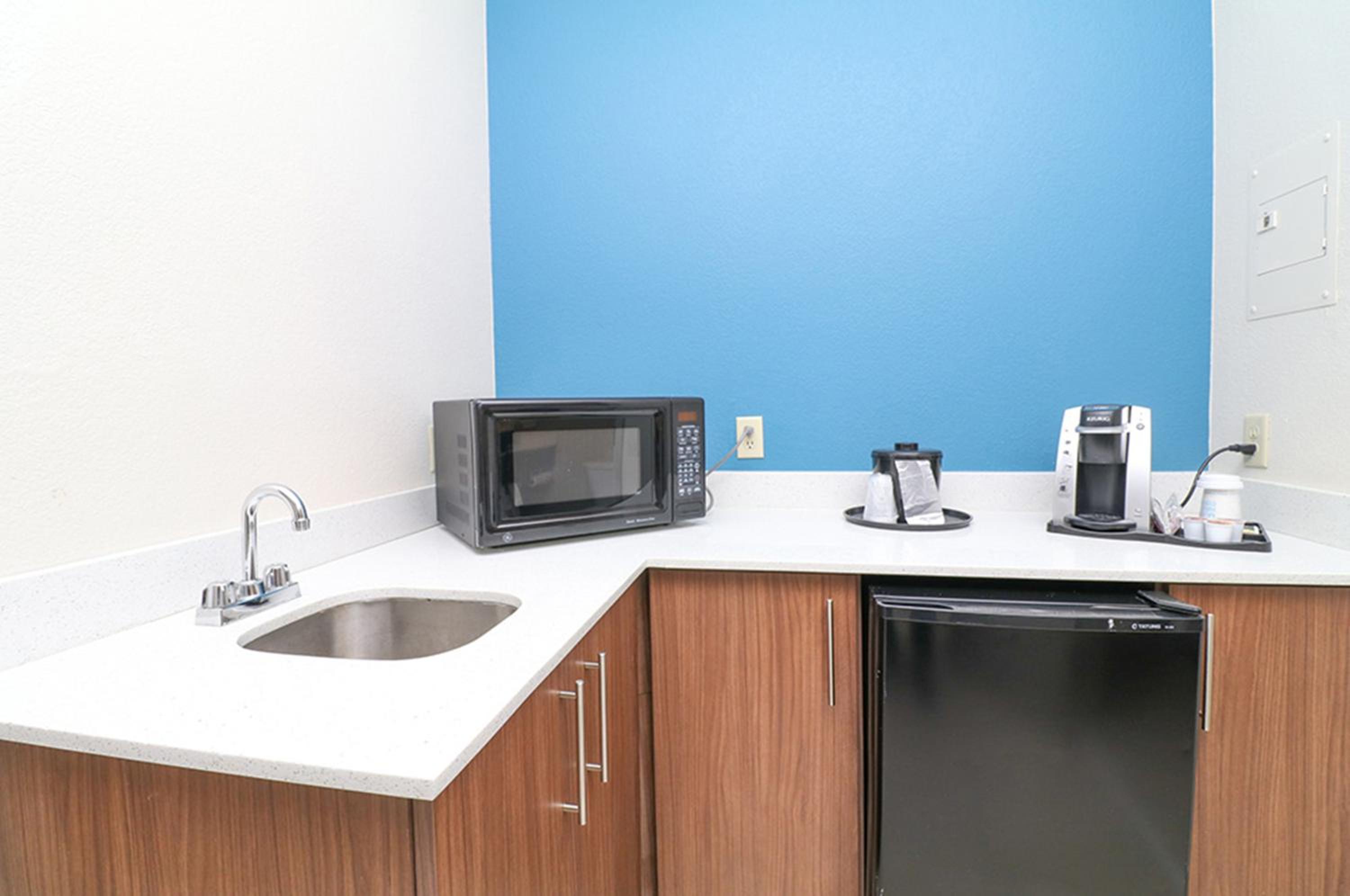 holiday inn express hotel and suites greenville by ihg