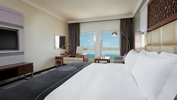 intercontinental doha hotel