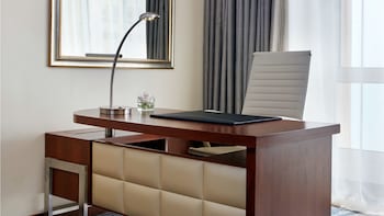 intercontinental doha hotel