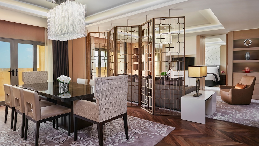 intercontinental doha hotel