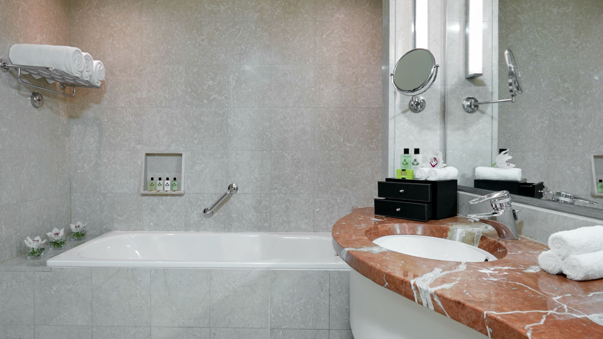 intercontinental doha hotel