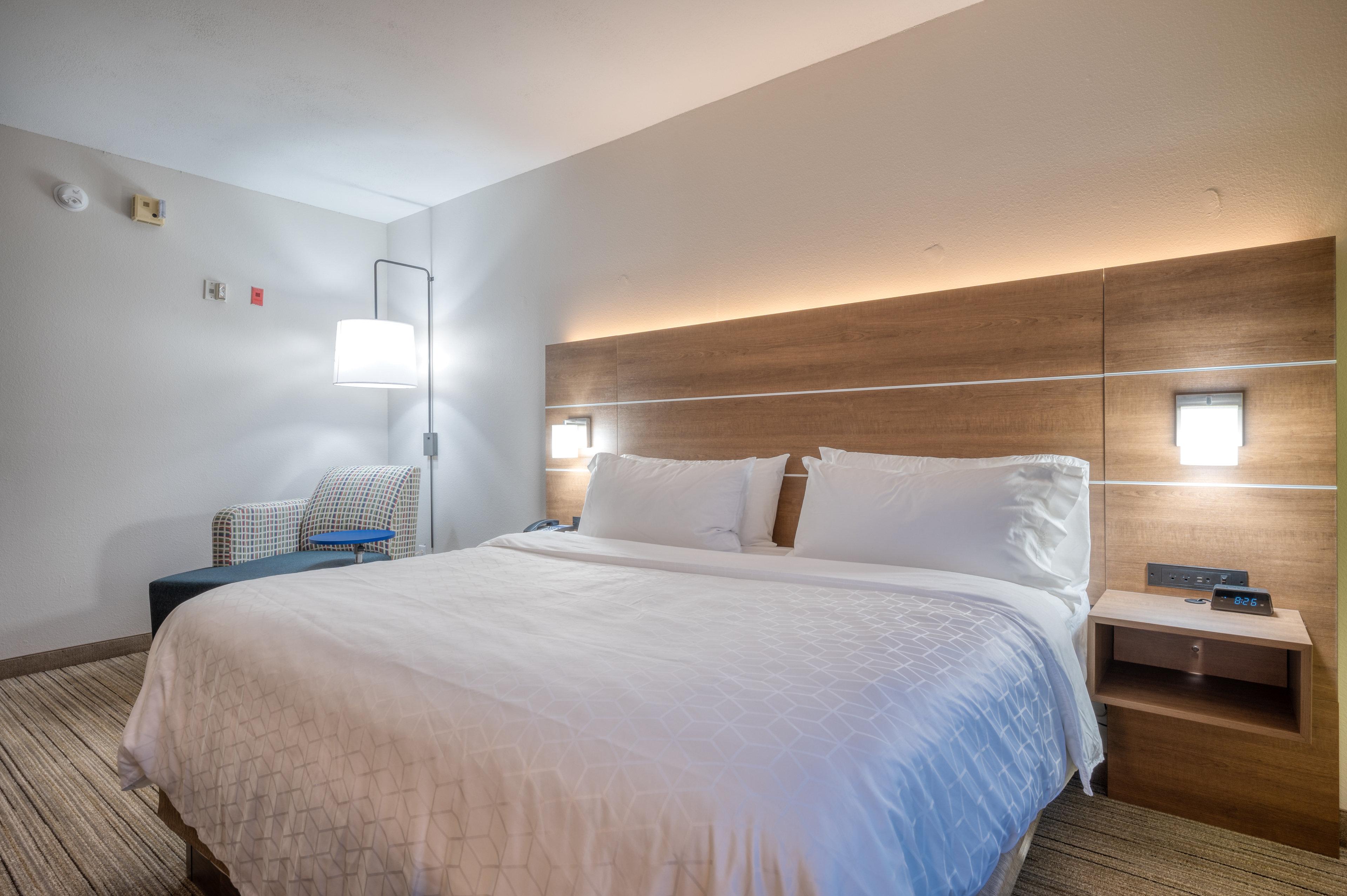 holiday inn express hotel and suites greenville by ihg