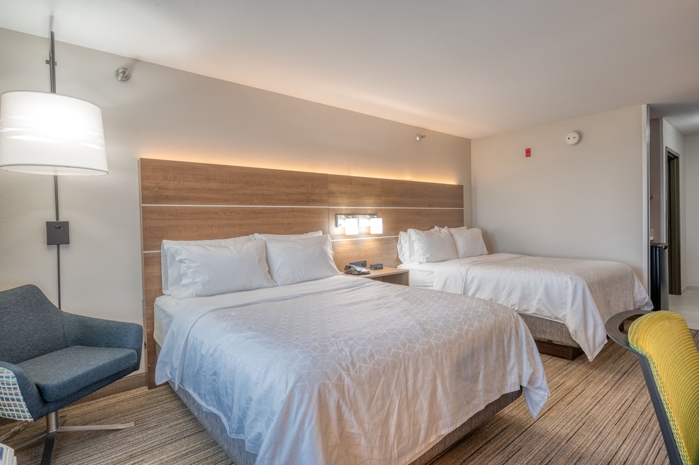 holiday inn express hotel and suites greenville by ihg