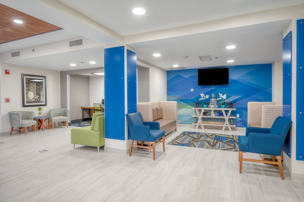holiday inn express hotel and suites greenville by ihg