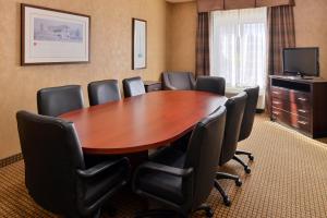 holiday inn express hotel and suites greenville by ihg