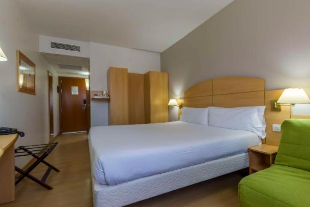 travelodge madrid alcala de henares