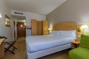 Travelodge Madrid Alcala De Henares,Spain>>Alcala De Henares,3 star