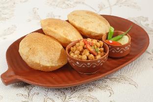 Silverkey Executive Stays Royal Homes,Noida>>Delhi,2 star