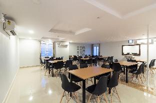 the strobe silverkey hotel