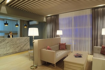 The Raya Surawong Bangkok,Thailand>>Bangkok,4 star