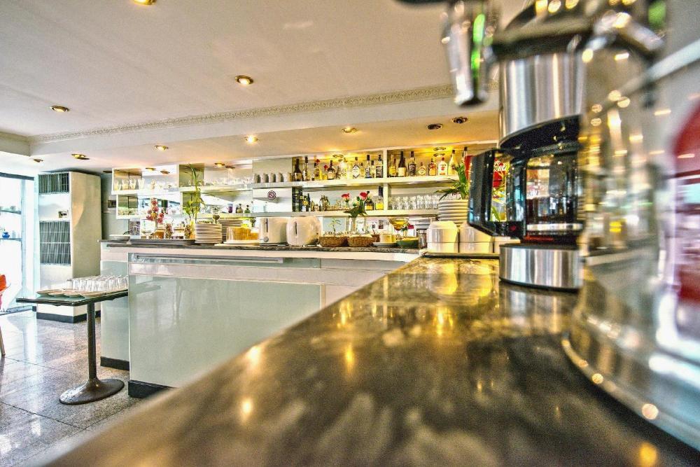 best bangkok house hotel