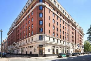 the cumberland london