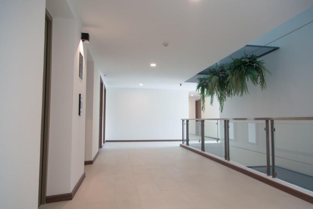 the view chaengwattana14 14