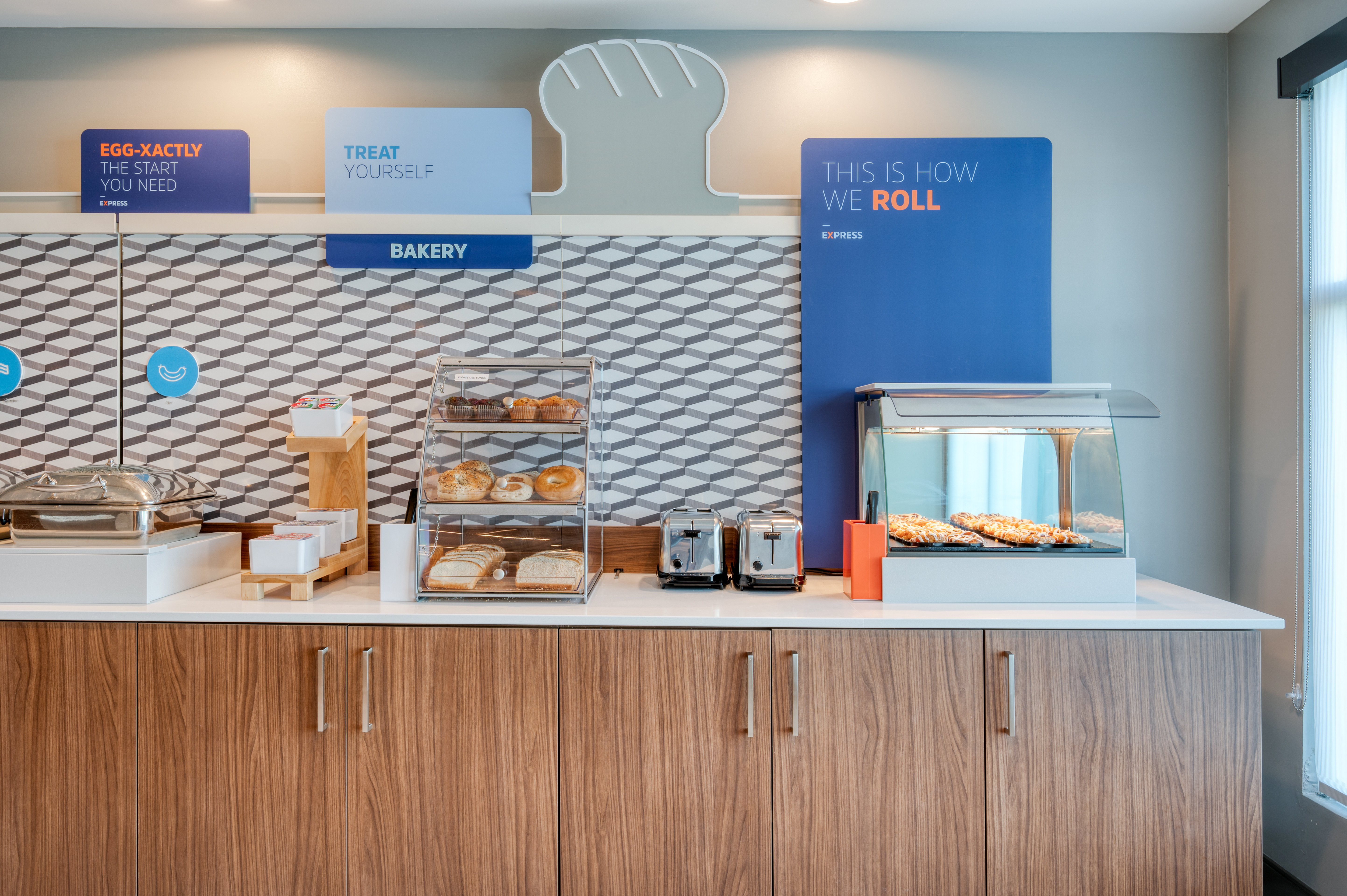 holiday inn express hotel and suites greenwood by ihg