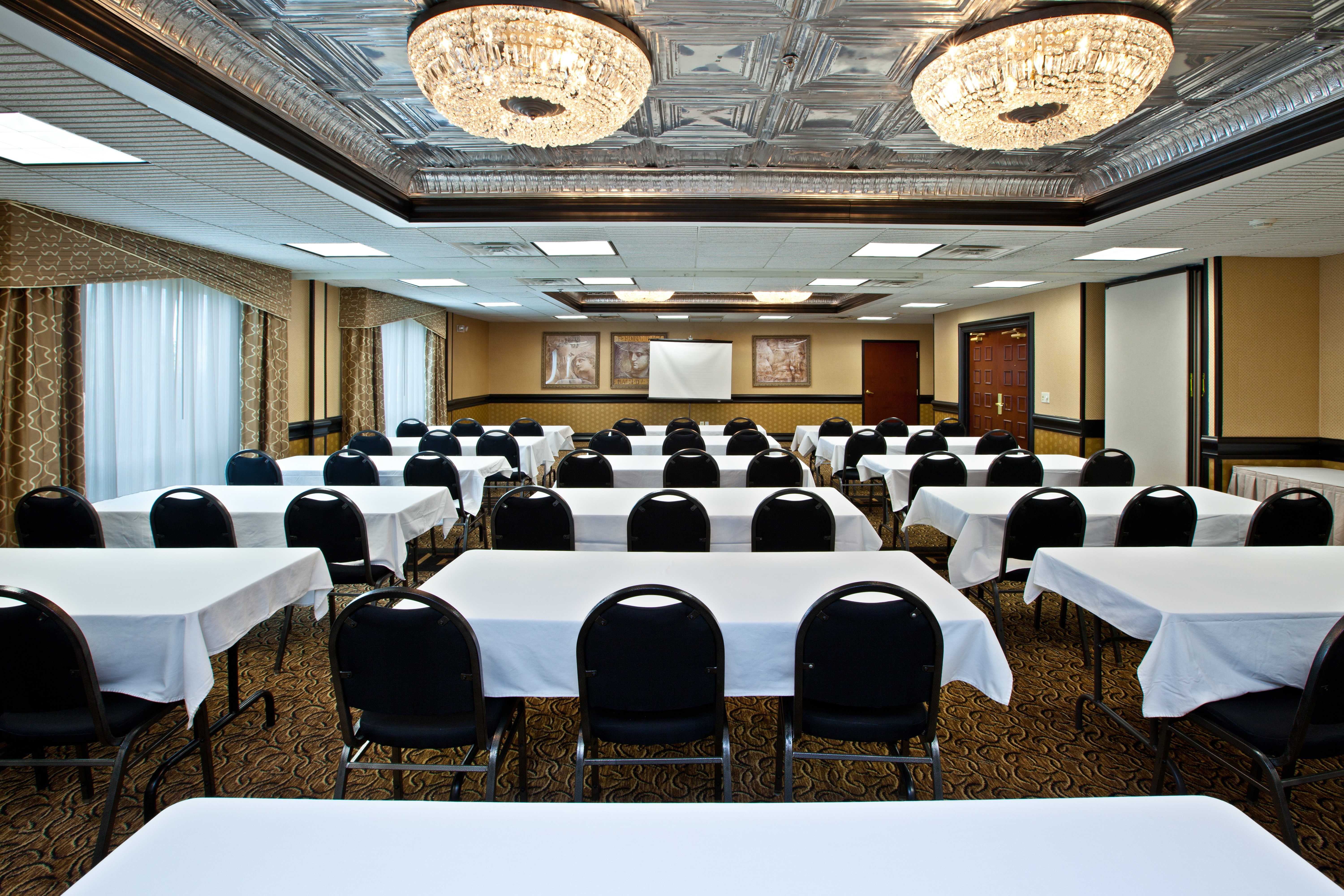 holiday inn express hotel and suites greenwood by ihg