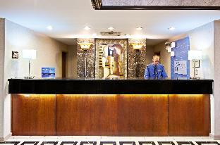 holiday inn express hotel and suites greenwood by ihg