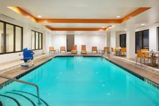 holiday inn express hotel and suites greenwood by ihg
