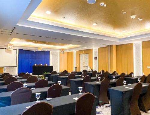 luxury malioboro hotel