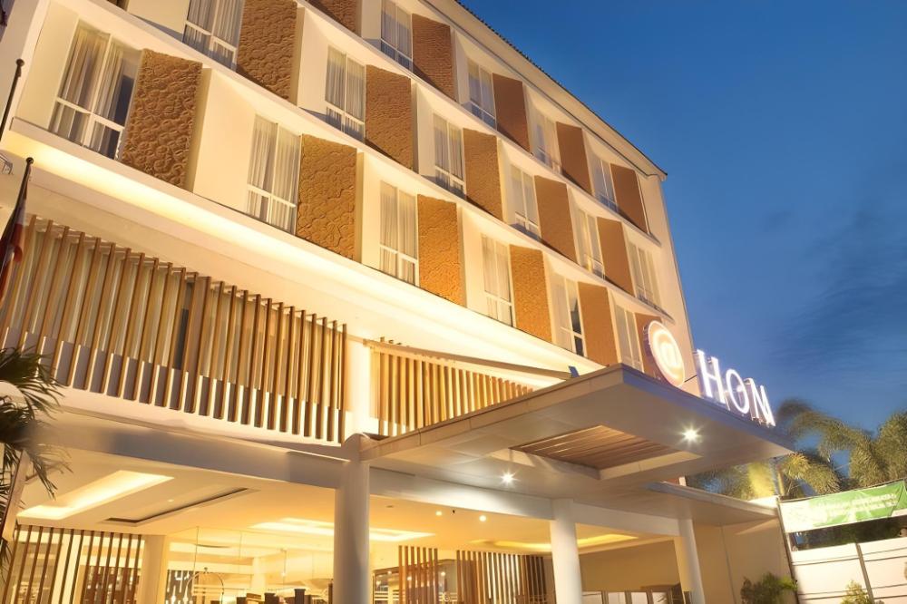 luxury malioboro hotel