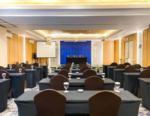 luxury malioboro hotel