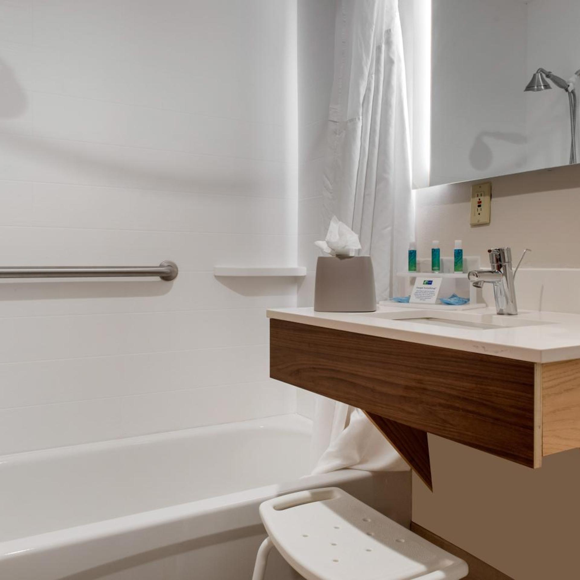 holiday inn express hotel and suites harrison by ihg