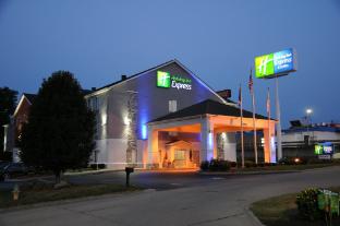 holiday inn express hotel and suites harrison by ihg